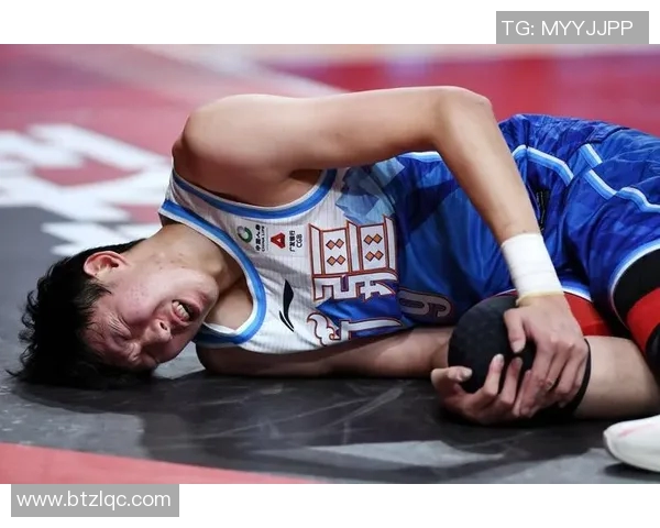 周琦在国际赛场上的成长与挑战:从新星到篮球巨星的蜕变之路 周琦在国际赛场上的成长与挑战:从新星到篮球巨星的蜕变之路